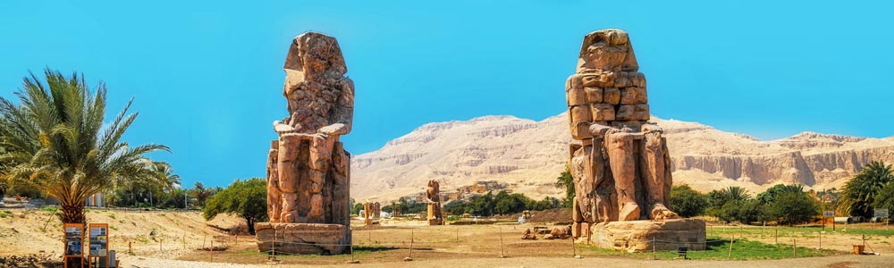 Colossi-of-Memnon-at-Luxor-Luxor-Tour-Trips-in-Egypt