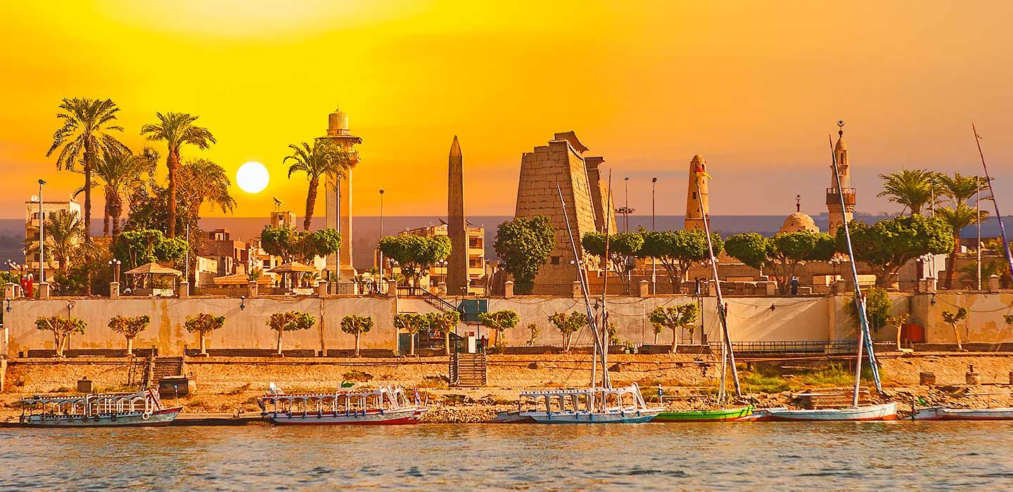 luxor-banner